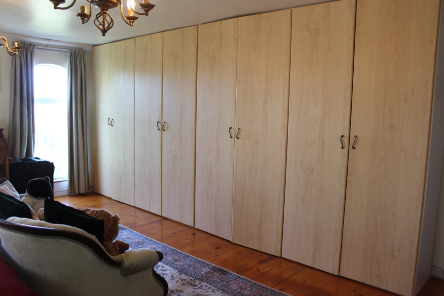 5 Bedroom Property for Sale in Old Place Western Cape